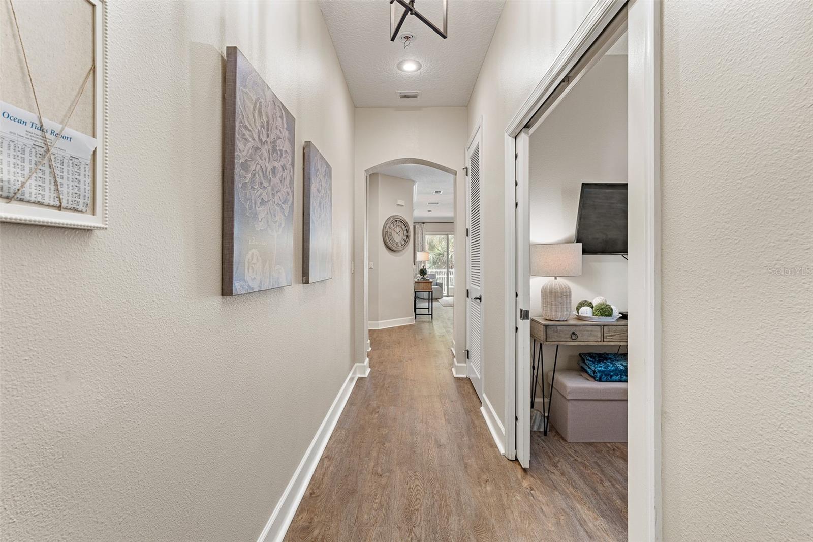 Image 4 of 43 For 15 Ocean Crest Way 1312