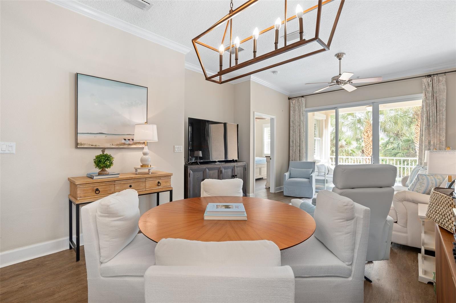 Image 7 of 43 For 15 Ocean Crest Way 1312