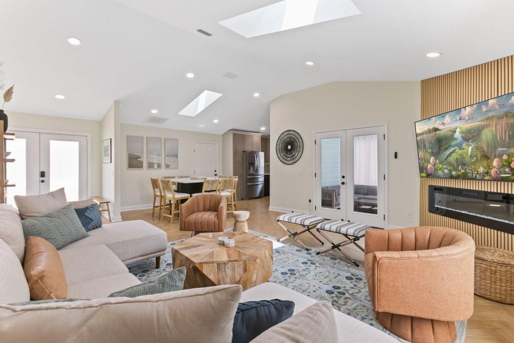 Image 15 of 68 For 77 Aloha Circle