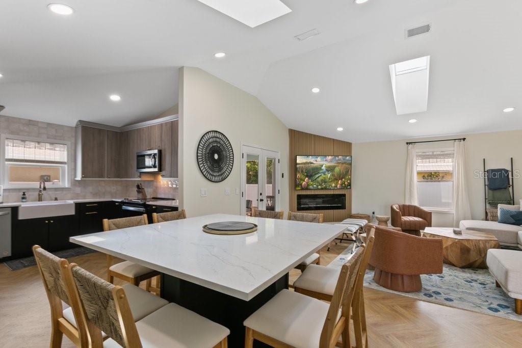 Image 18 of 68 For 77 Aloha Circle