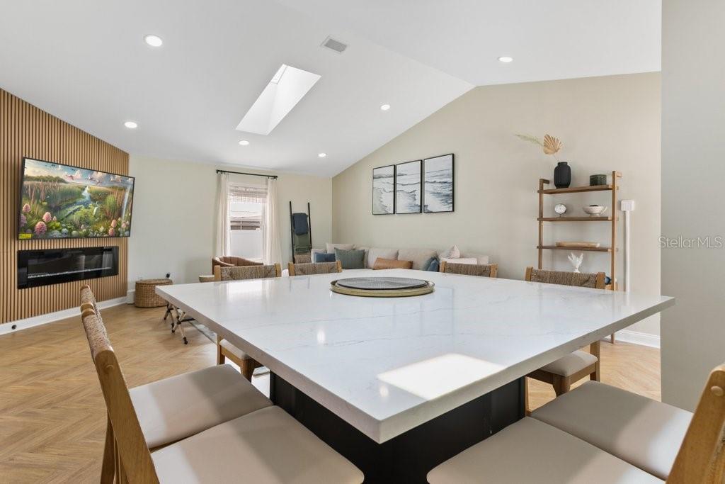 Image 19 of 68 For 77 Aloha Circle