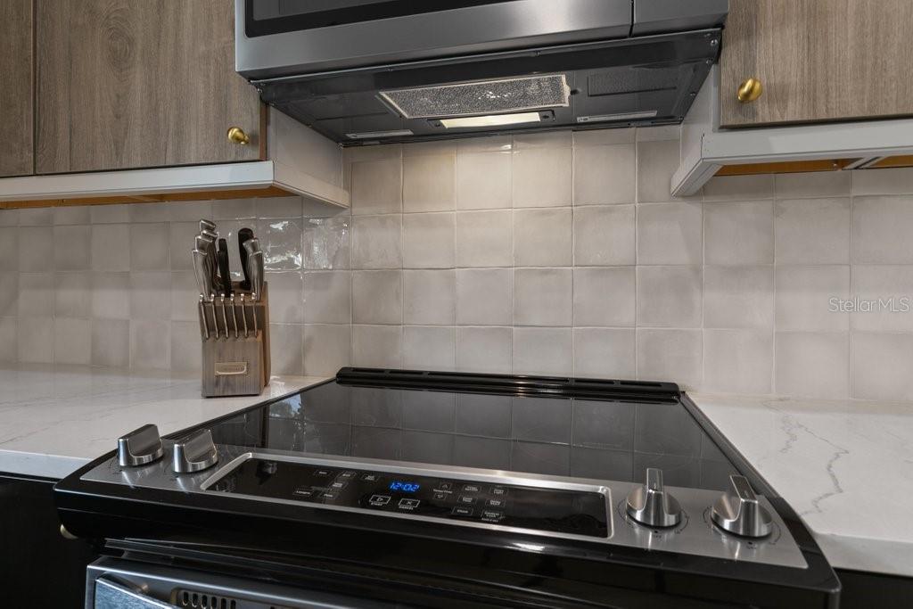 Image 23 of 68 For 77 Aloha Circle