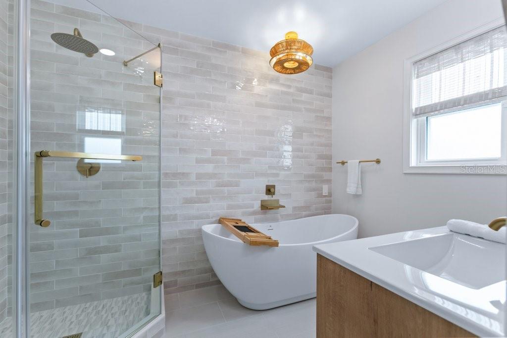 Image 37 of 68 For 77 Aloha Circle