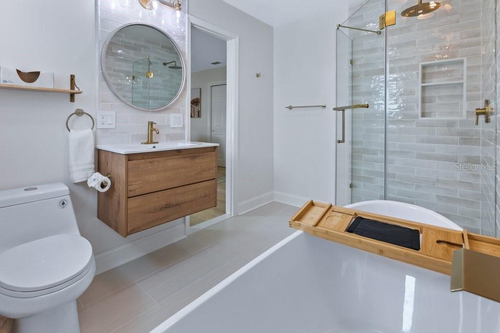 Image 39 of 68 For 77 Aloha Circle