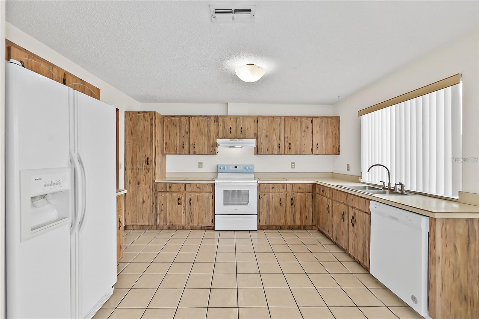 Image 12 of 39 For 1736 Central Avenue