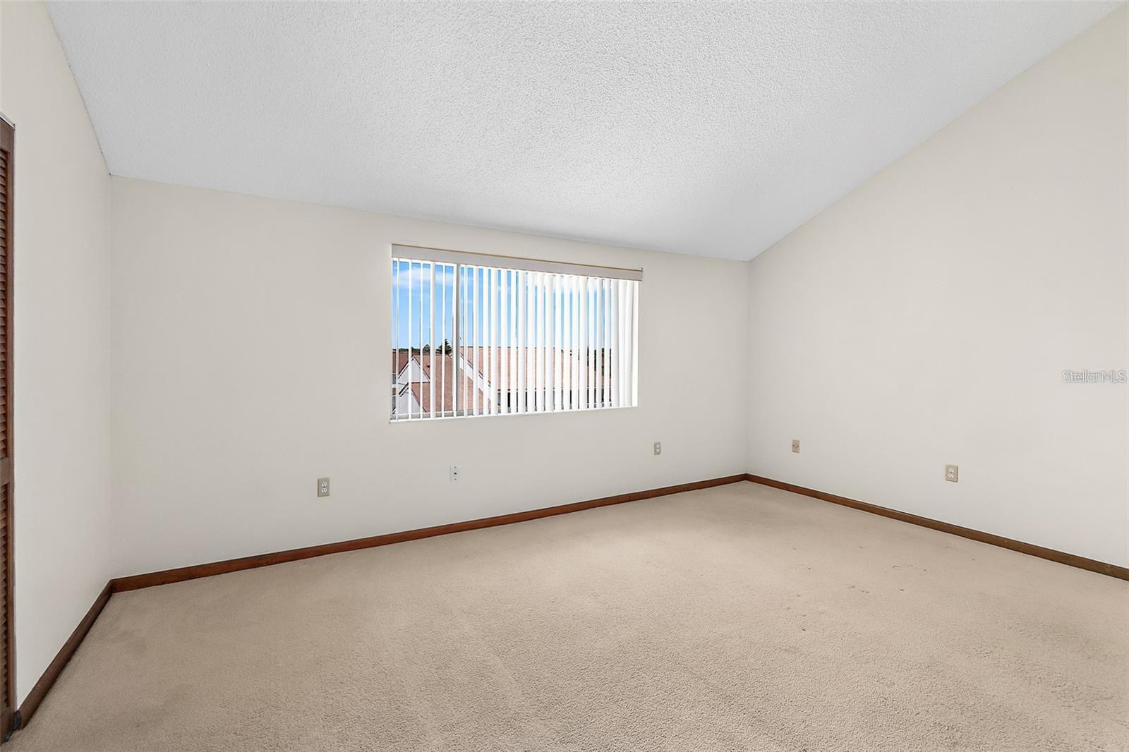 Image 22 of 39 For 1736 Central Avenue