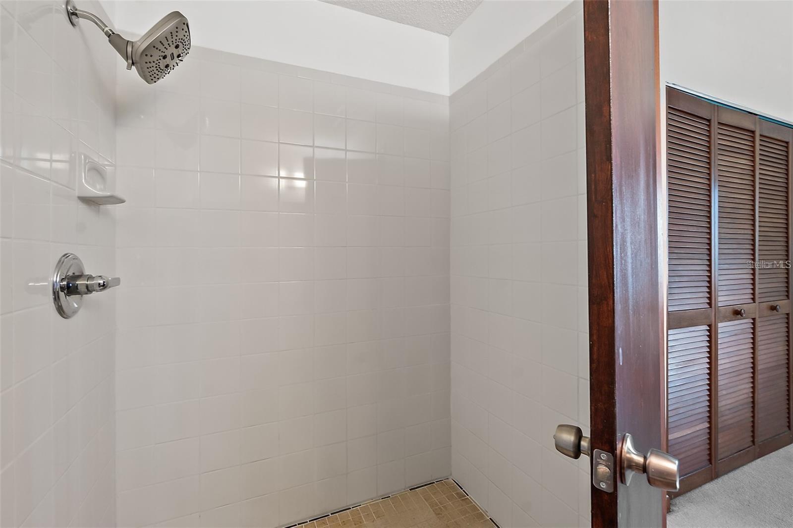 Image 27 of 39 For 1736 Central Avenue