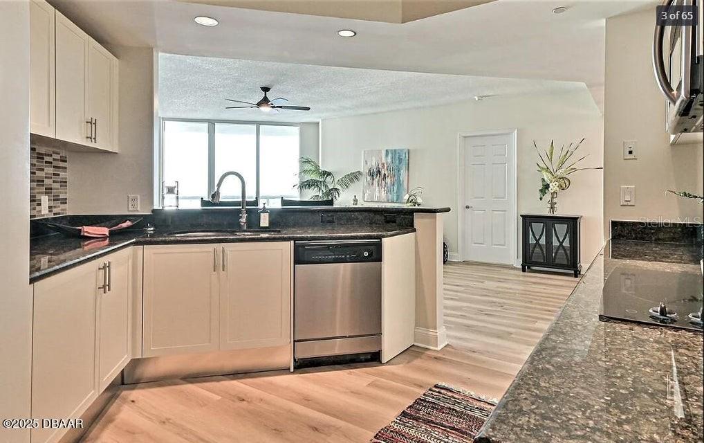 Image 4 of 34 For 231 Riverside Drive 2206