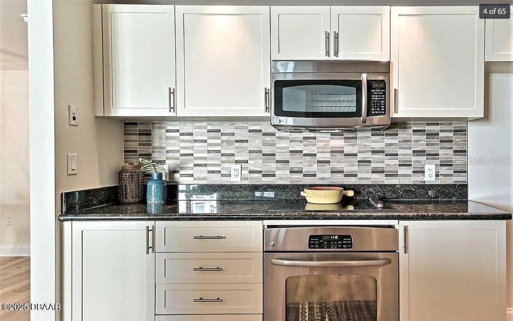 Image 5 of 34 For 231 Riverside Drive 2206