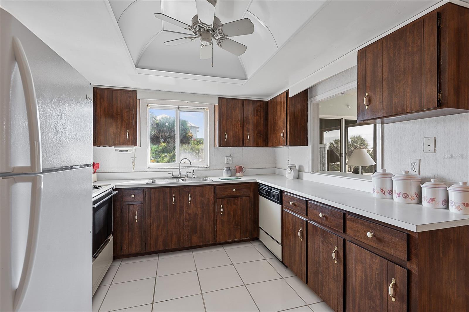 Image 13 of 58 For 2288 Central Avenue