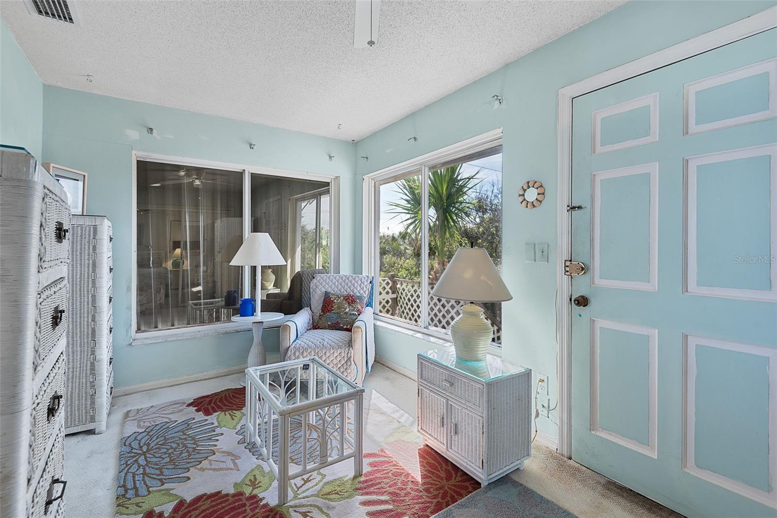 Image 17 of 58 For 2288 Central Avenue