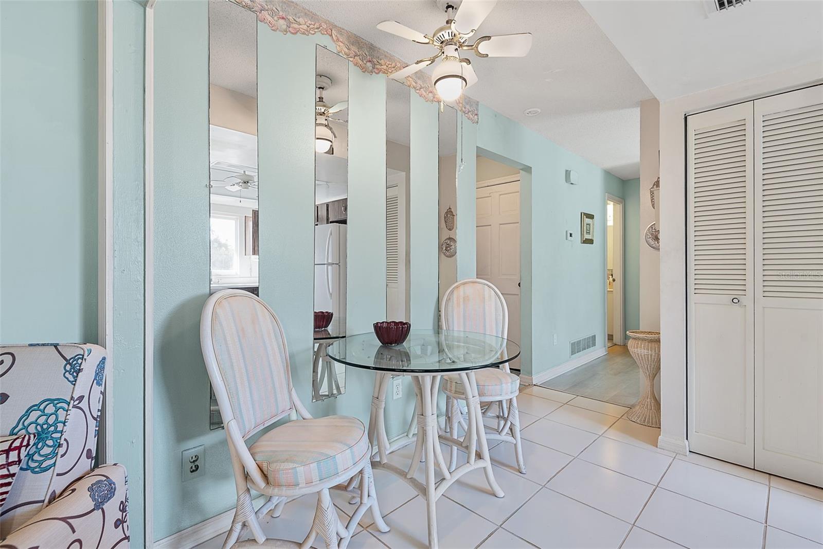 Image 18 of 58 For 2288 Central Avenue