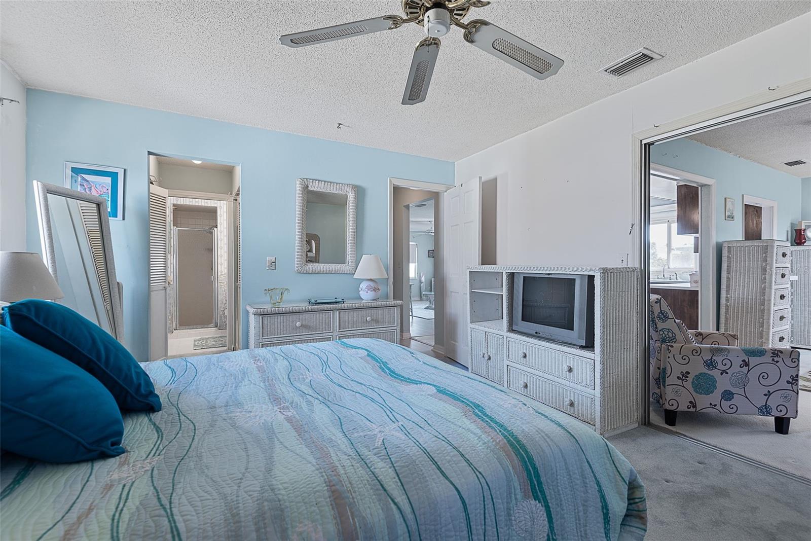 Image 22 of 58 For 2288 Central Avenue