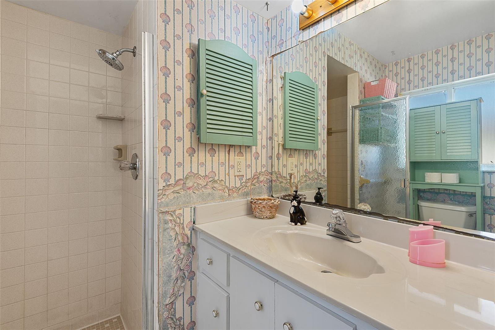 Image 24 of 58 For 2288 Central Avenue