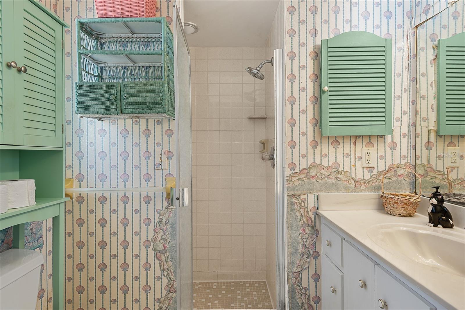 Image 25 of 58 For 2288 Central Avenue