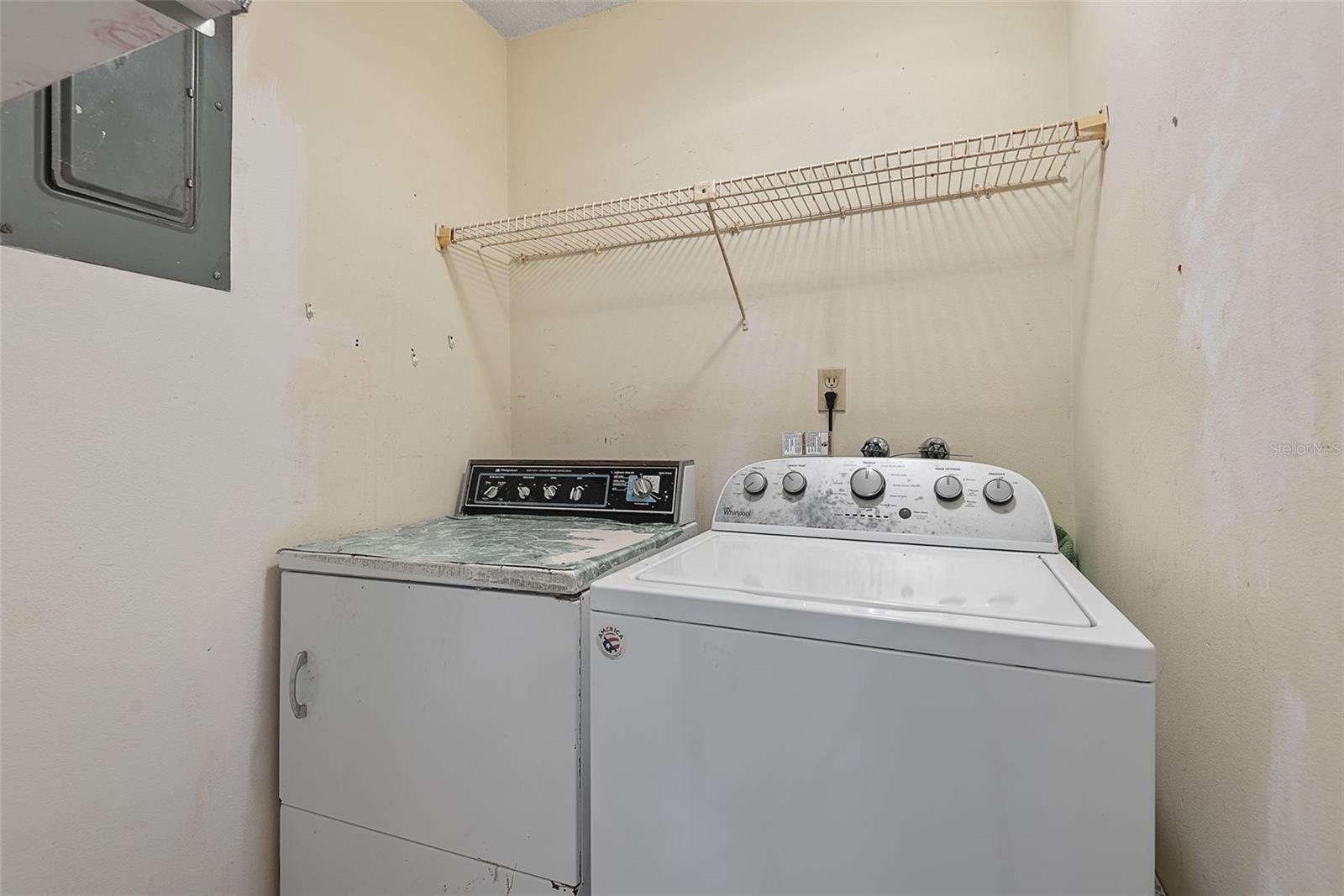 Image 37 of 58 For 2288 Central Avenue