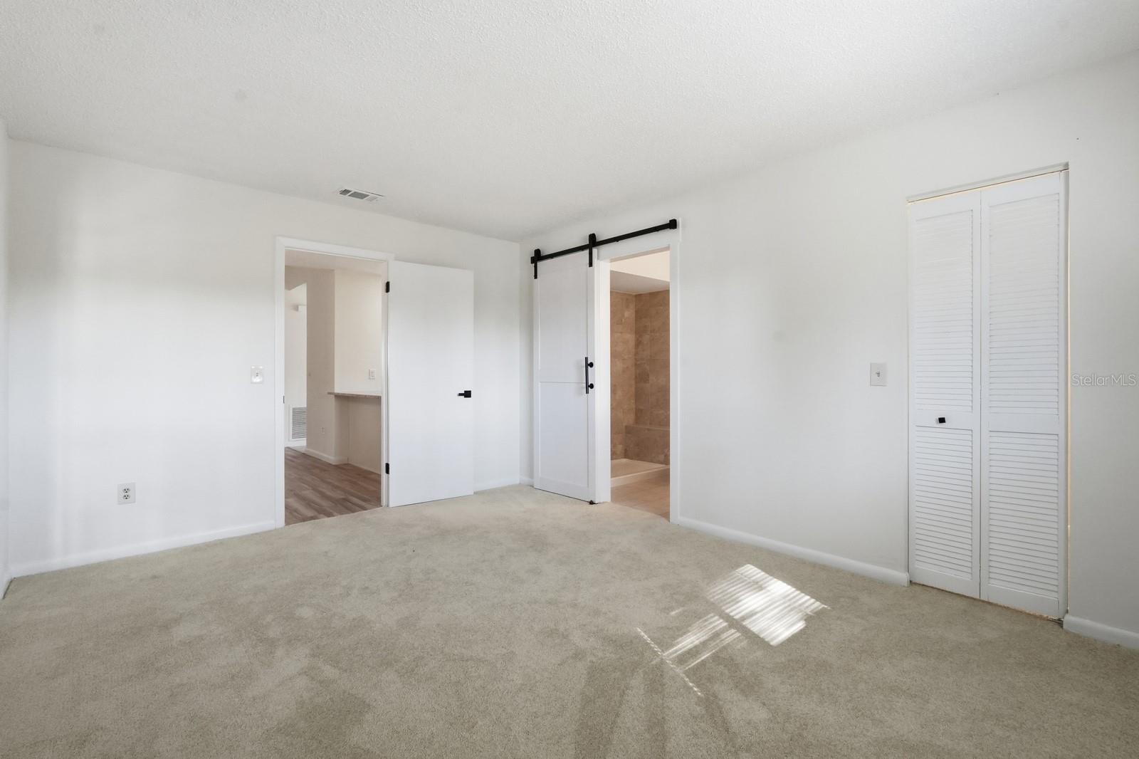 Image 22 of 44 For 100 Westbury Lane