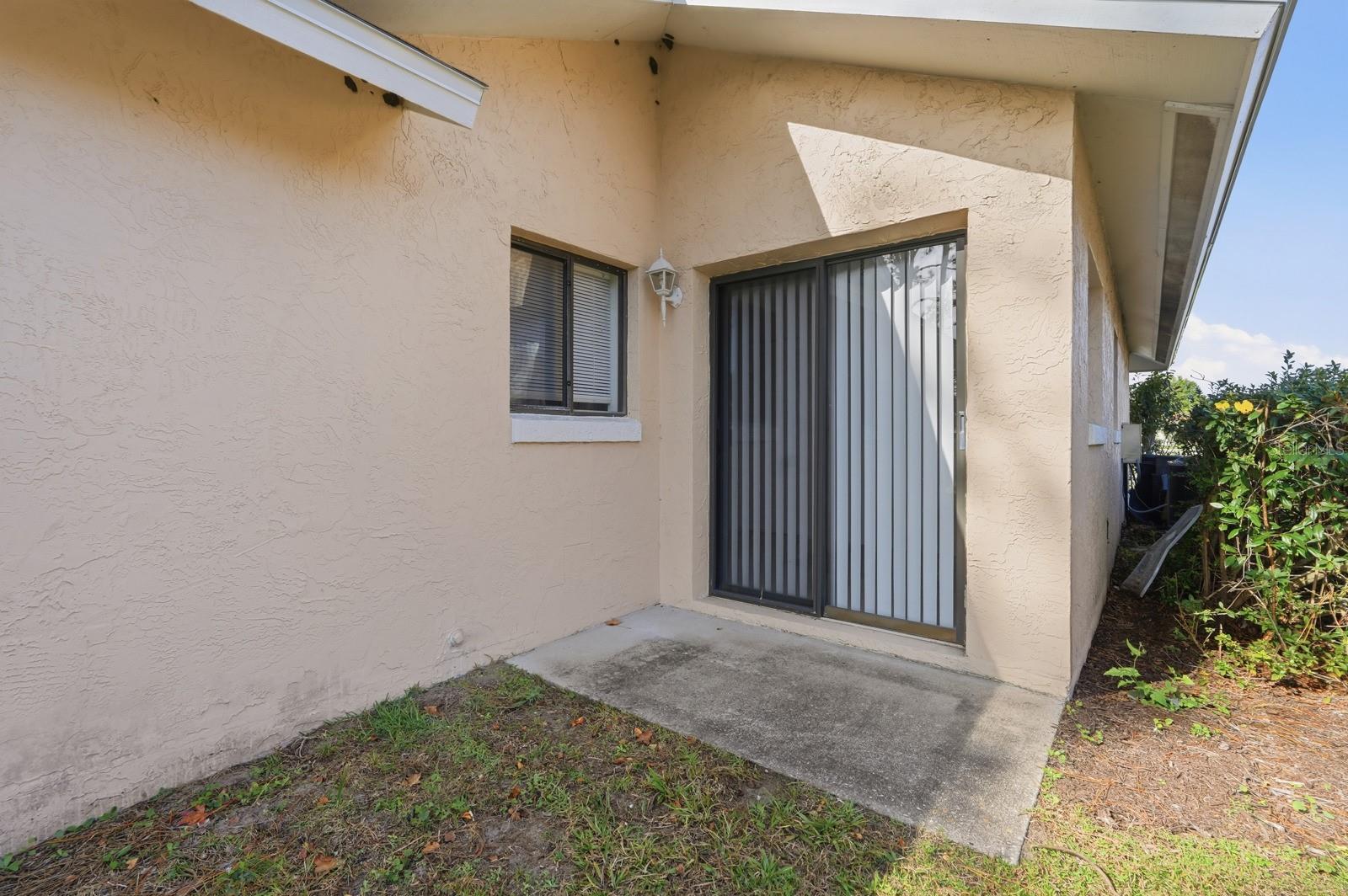 Image 36 of 44 For 100 Westbury Lane