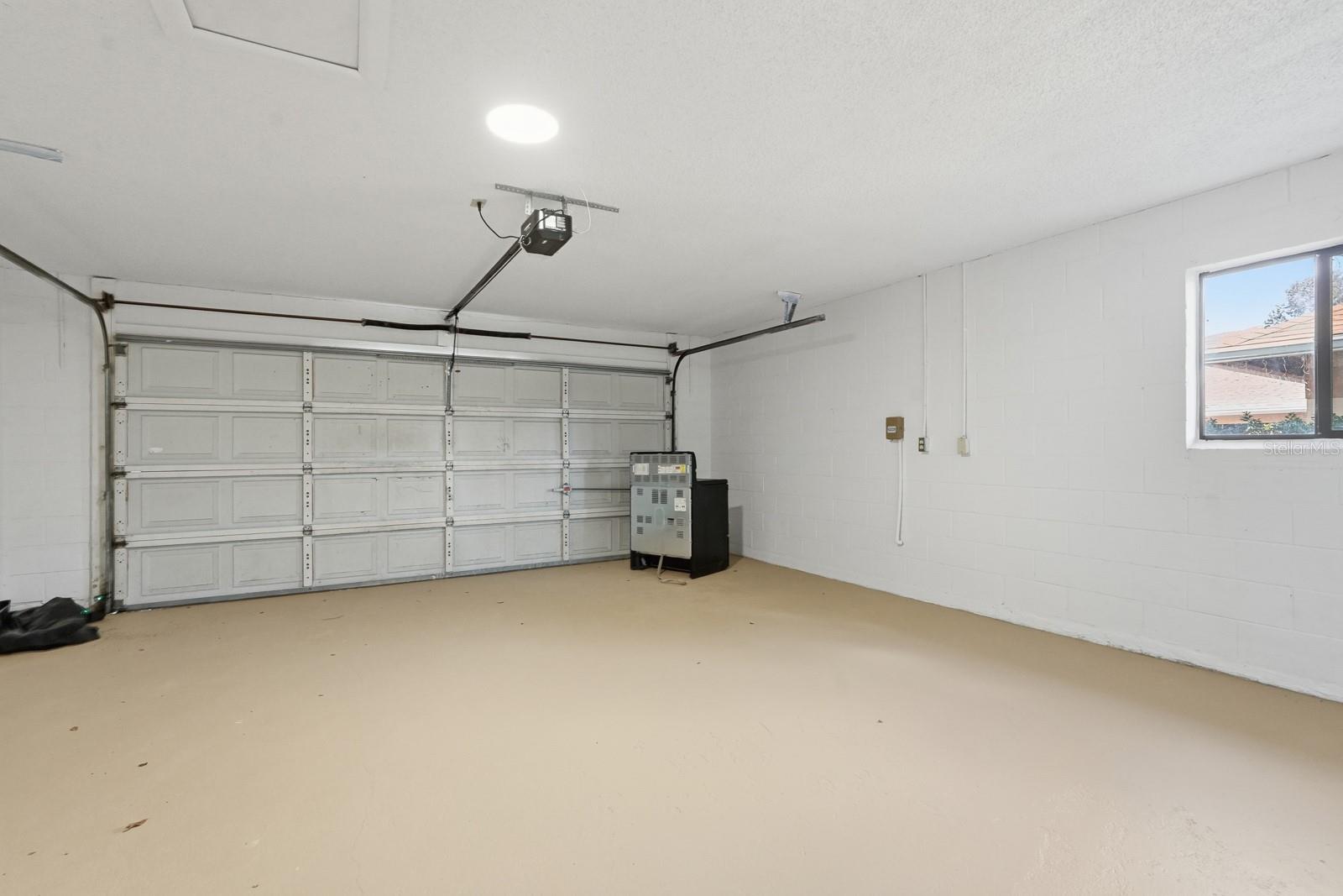 Image 38 of 44 For 100 Westbury Lane