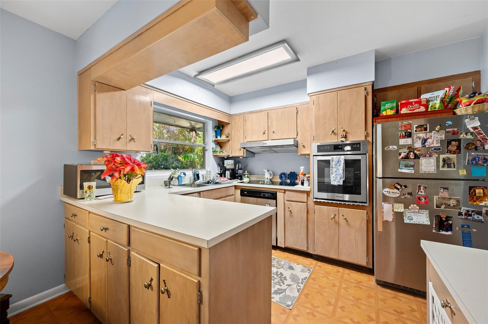 Image 12 of 39 For 2238 16th Avenue