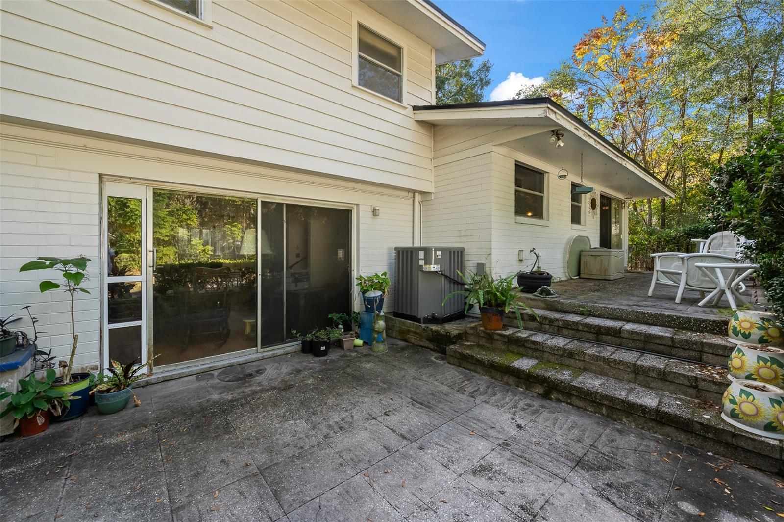 Image 33 of 39 For 2238 16th Avenue