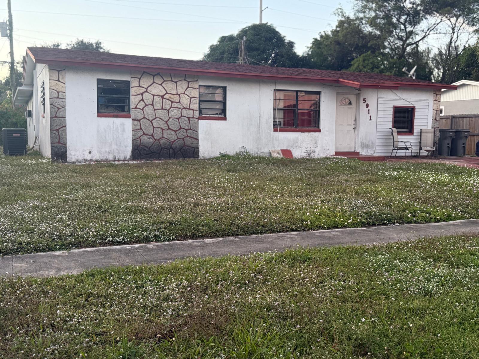 Image 11 of 11 For 5911 Barbados Way W