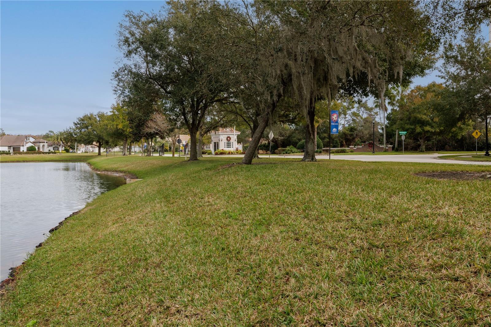 Image 43 of 50 For 109 New Leatherwood Drive