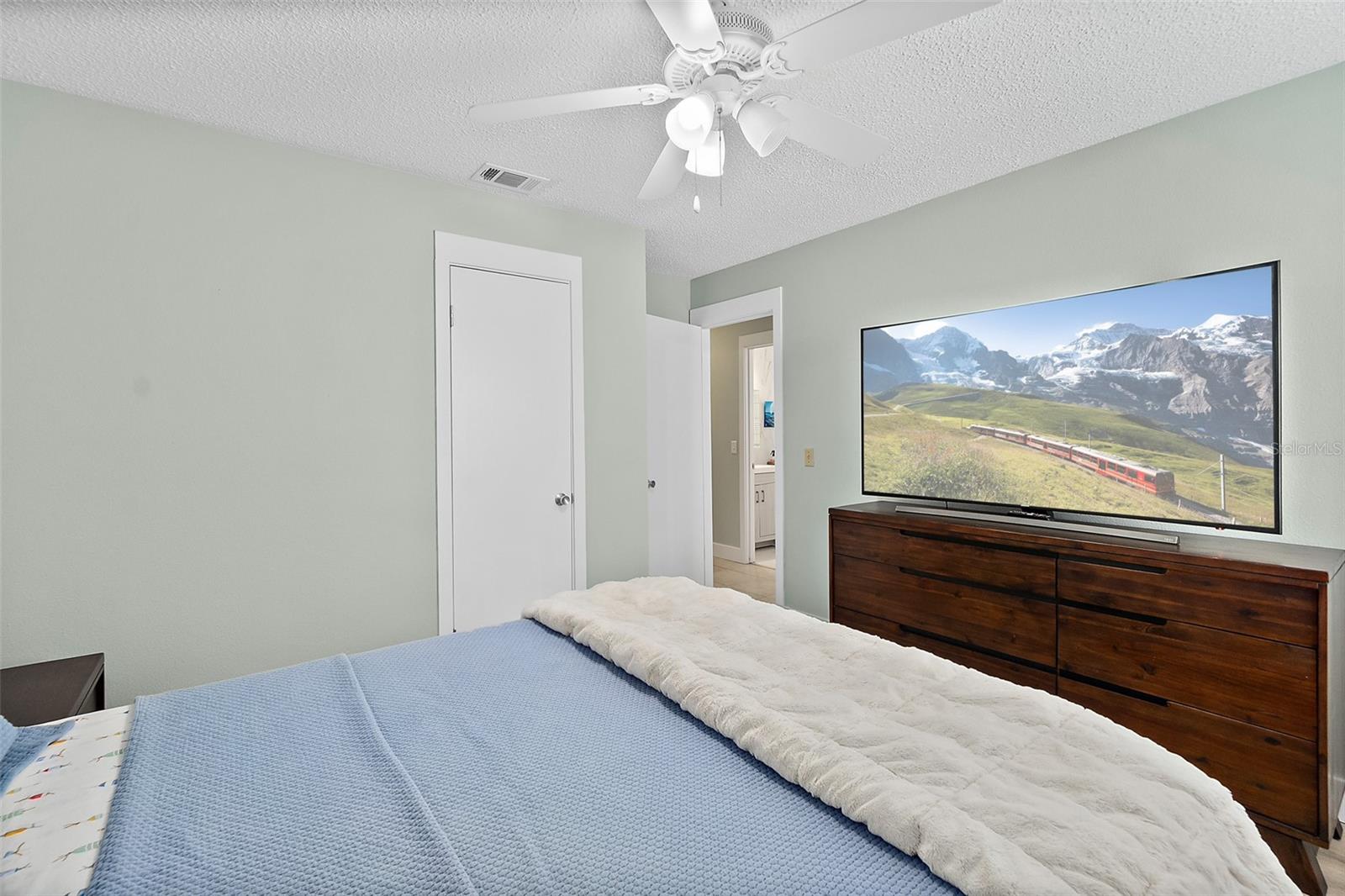 Image 57 of 67 For 1815 Flagler Avenue