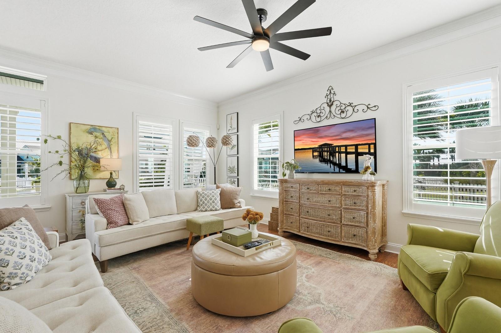 Image 12 of 96 For 31 Beach Haven Parkway