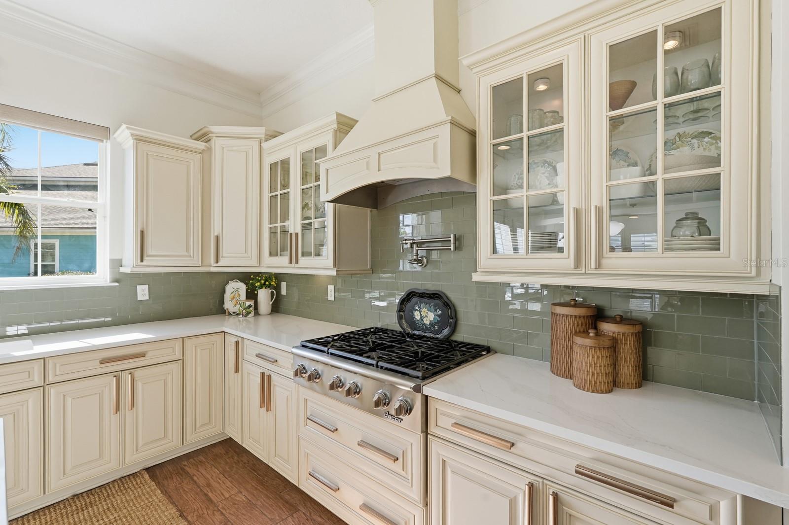 Image 15 of 96 For 31 Beach Haven Parkway