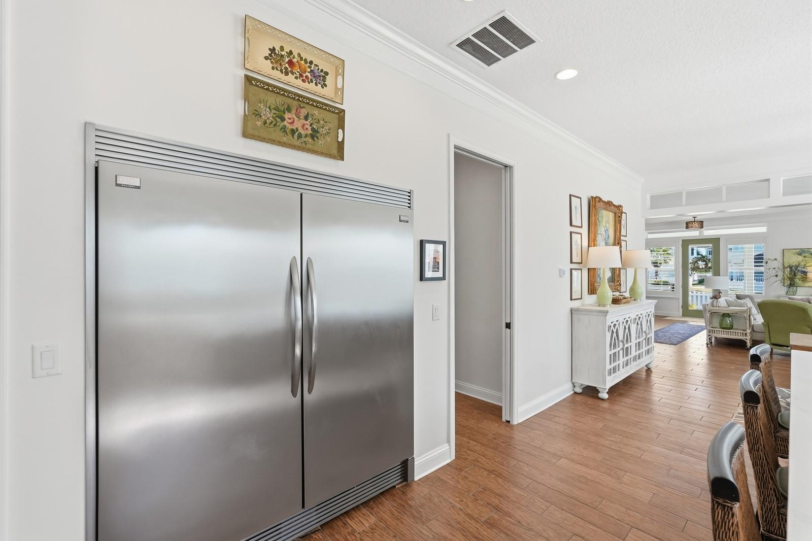 Image 20 of 96 For 31 Beach Haven Parkway