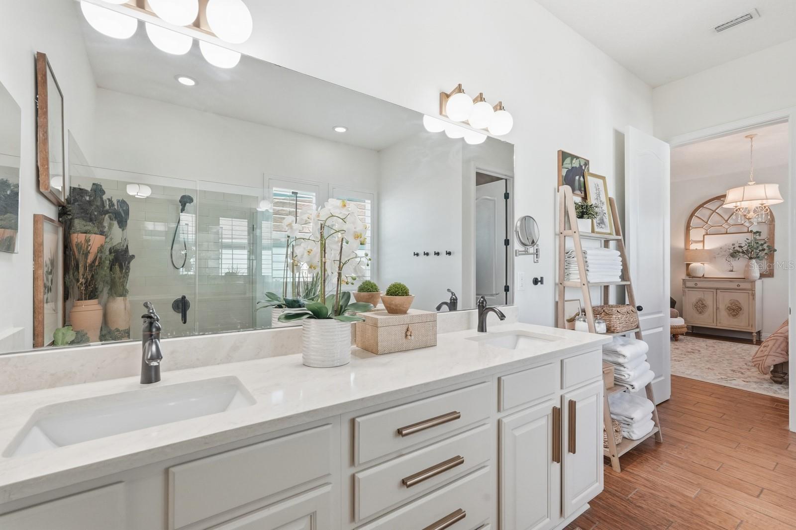 Image 31 of 96 For 31 Beach Haven Parkway