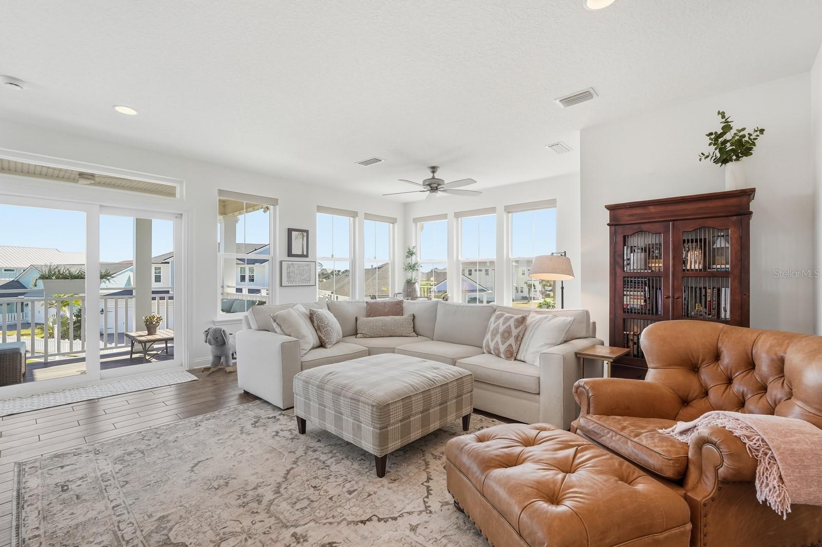 Image 42 of 96 For 31 Beach Haven Parkway