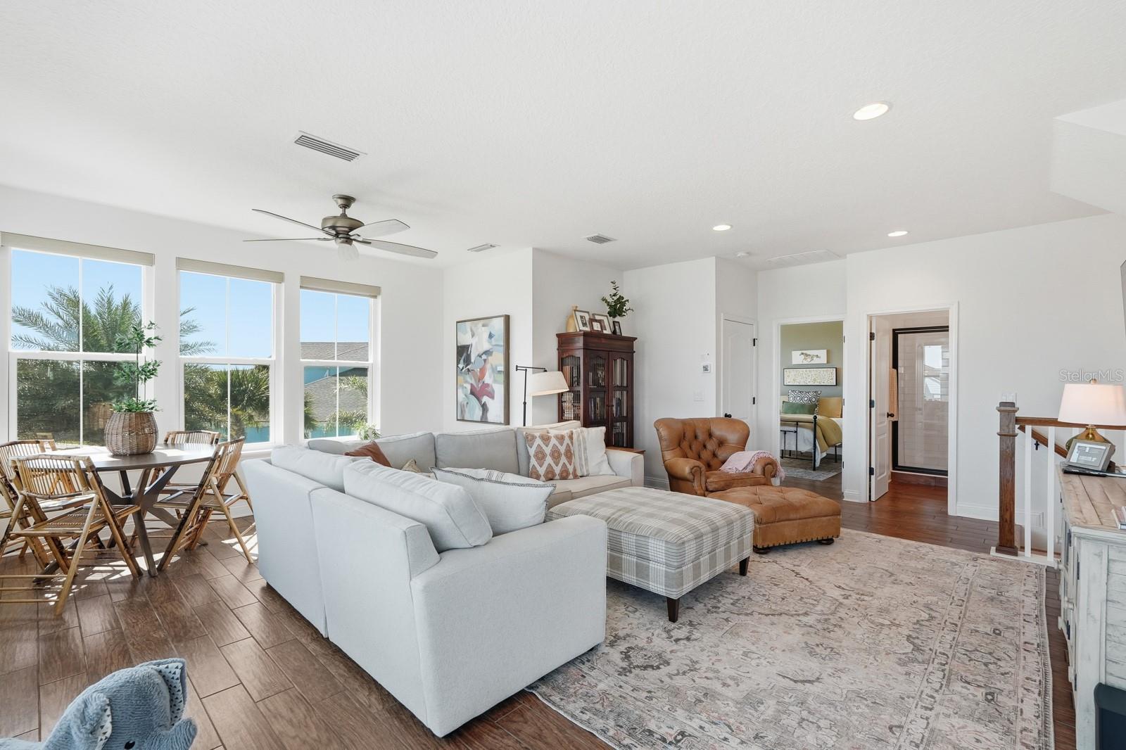 Image 43 of 96 For 31 Beach Haven Parkway