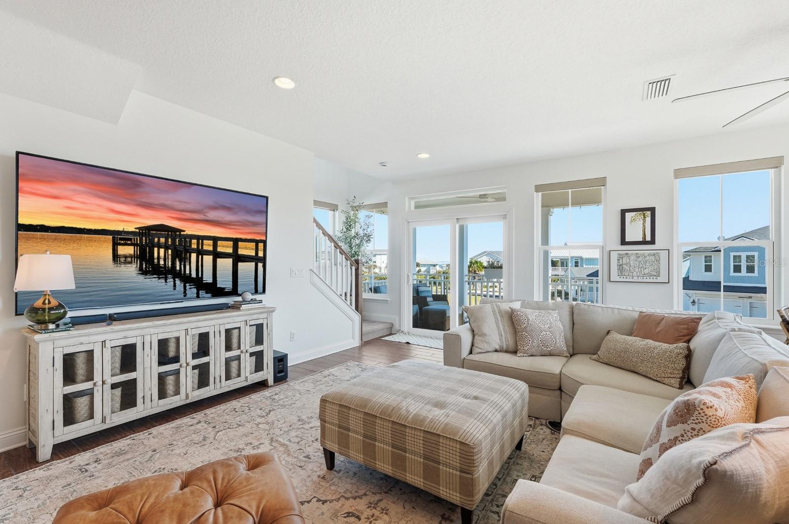 Image 44 of 96 For 31 Beach Haven Parkway