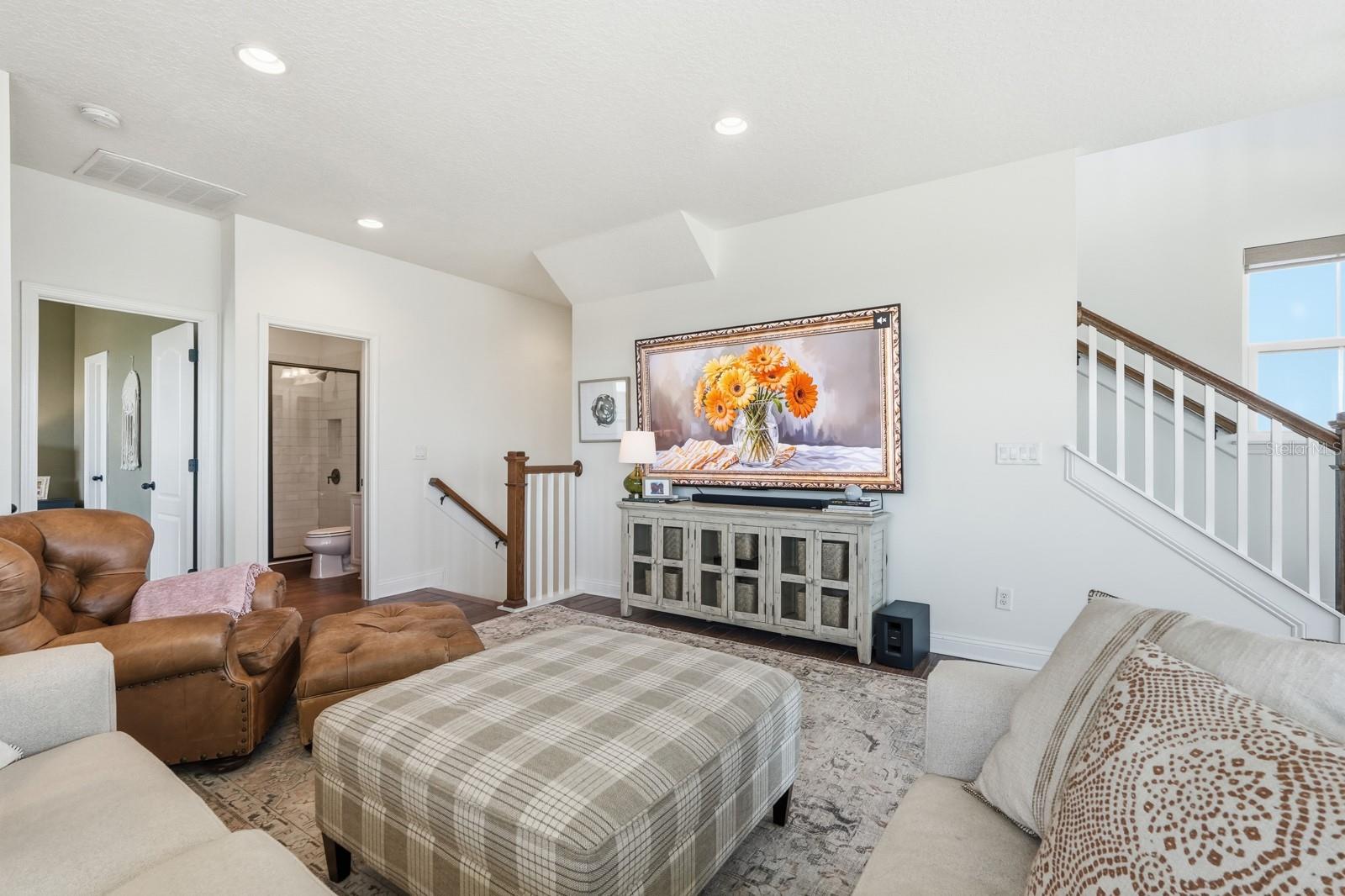 Image 45 of 96 For 31 Beach Haven Parkway