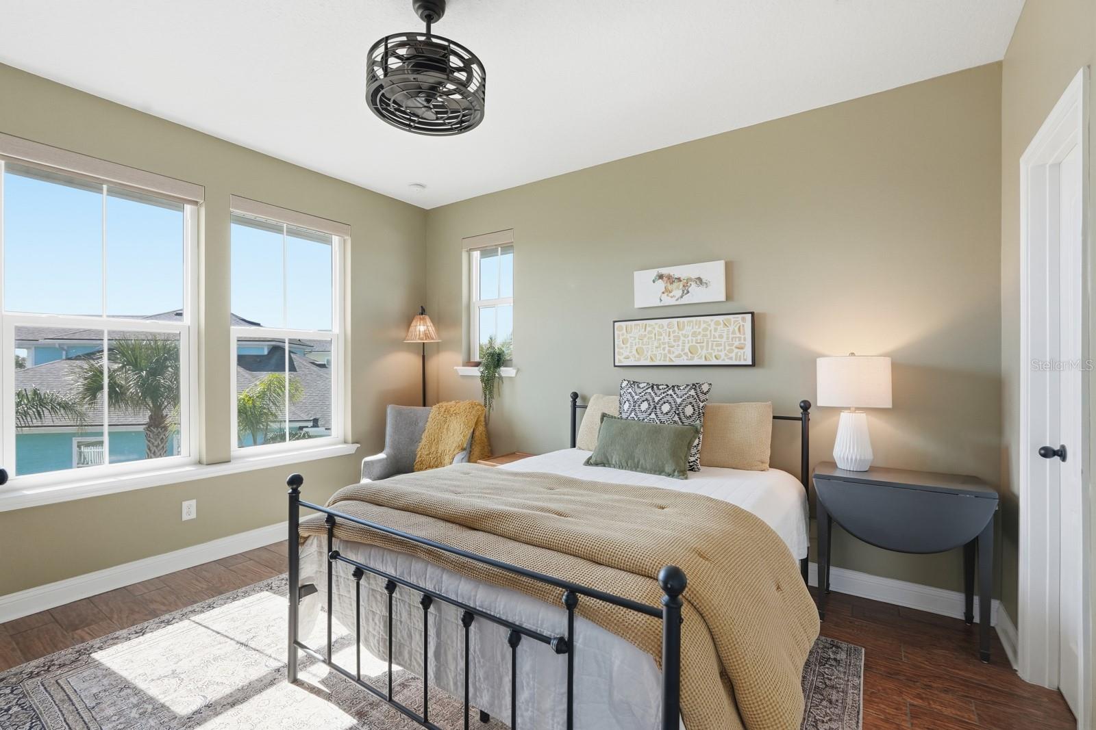 Image 48 of 96 For 31 Beach Haven Parkway