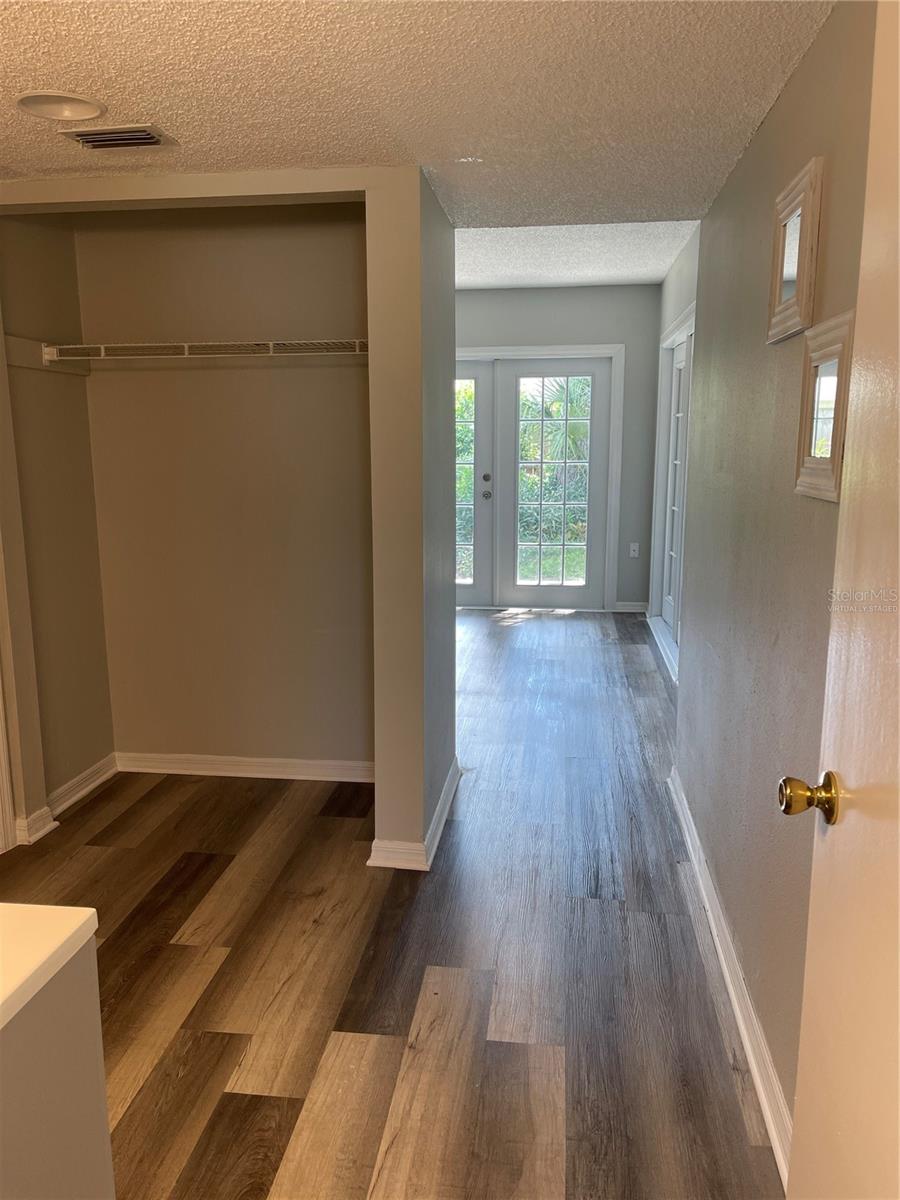 Image 13 of 21 For 25 Fawn Lane