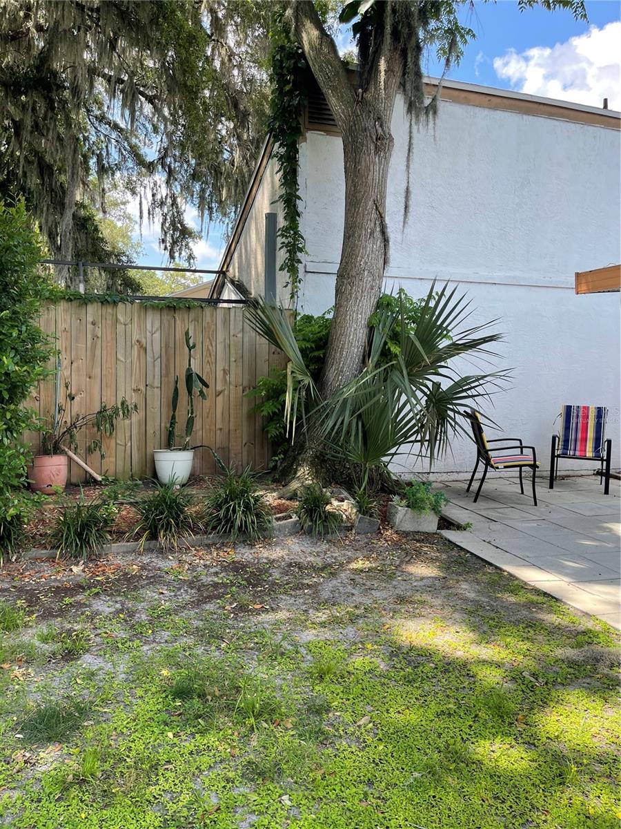 Image 19 of 21 For 25 Fawn Lane