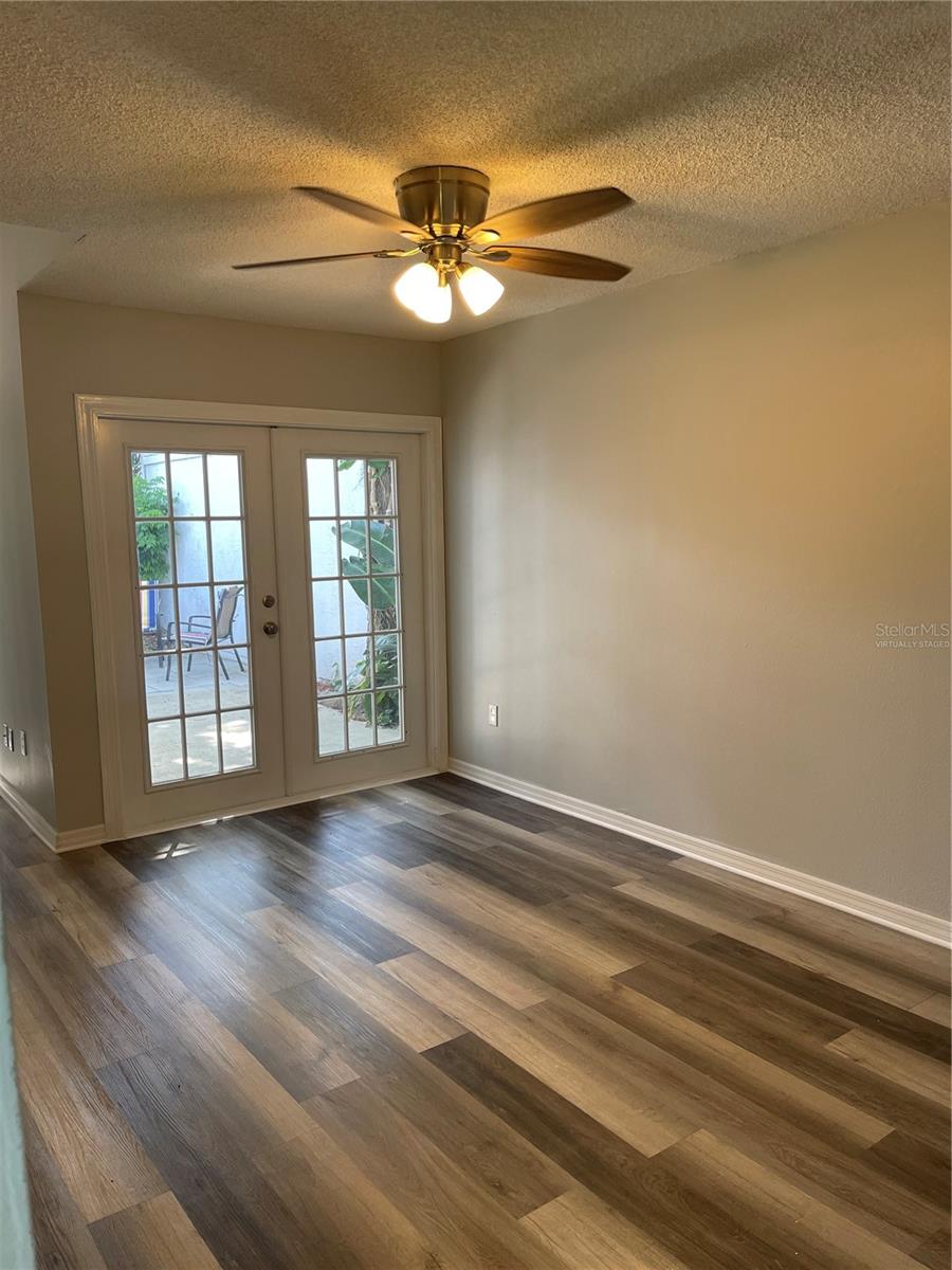 Image 5 of 21 For 25 Fawn Lane