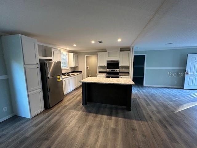 Image 41 of 51 For 374 Sisco Road