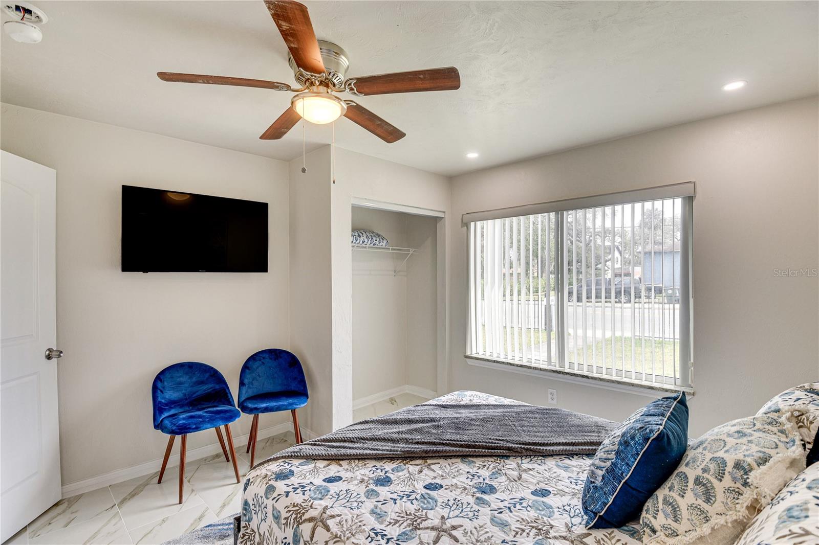 Image 26 of 47 For 572 Magnolia Avenue