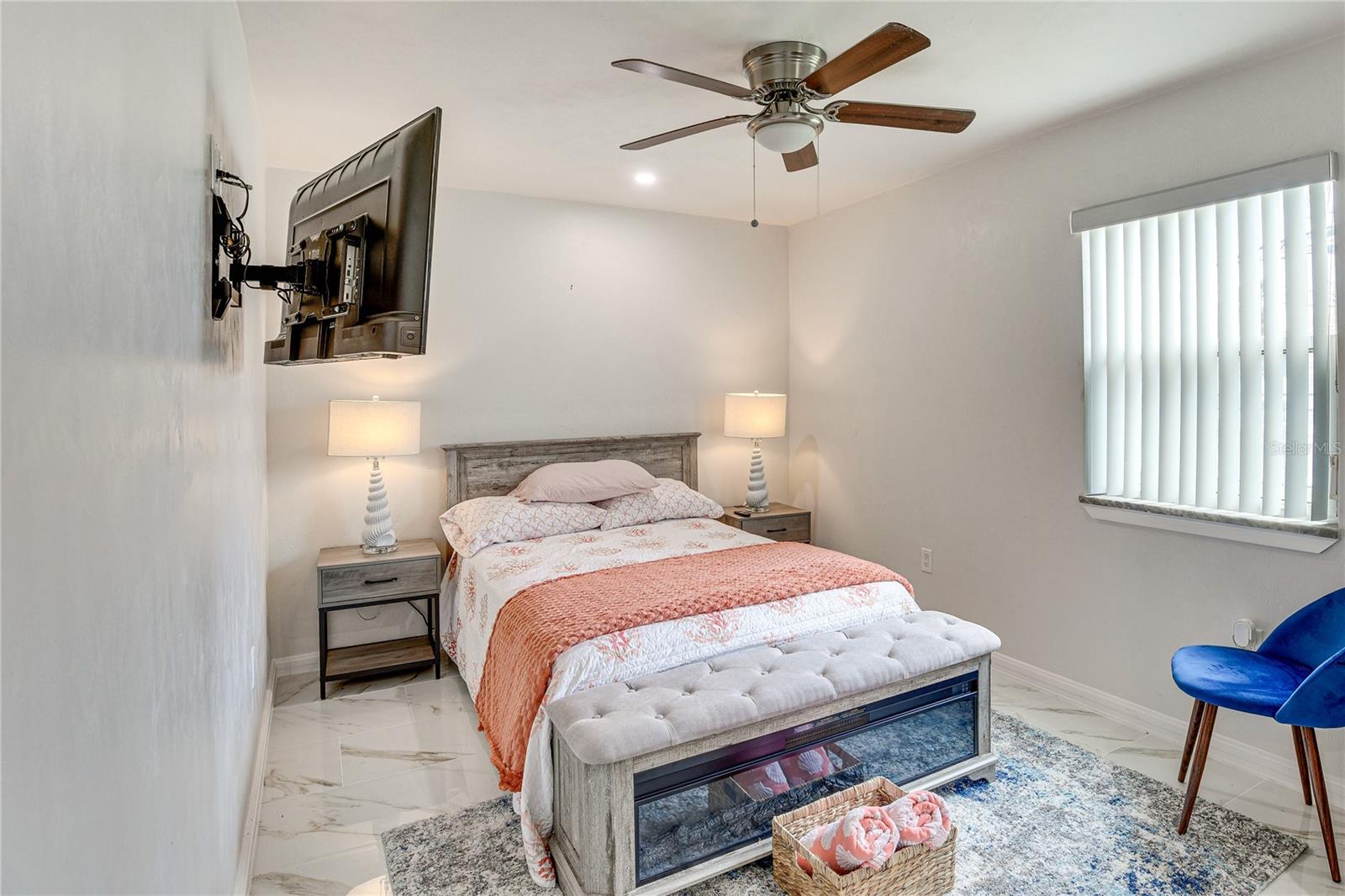 Image 29 of 47 For 572 Magnolia Avenue