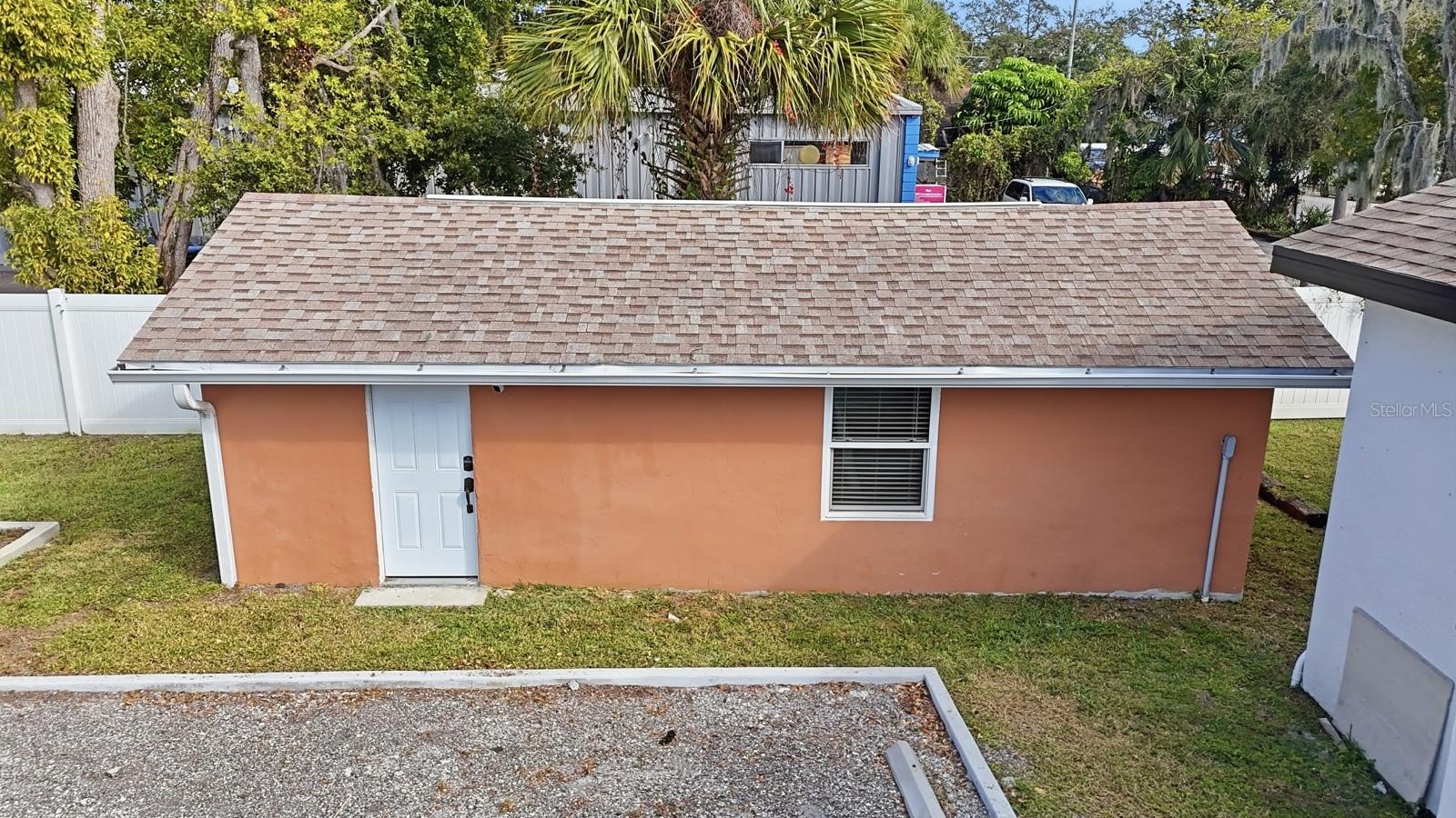 Image 32 of 47 For 572 Magnolia Avenue