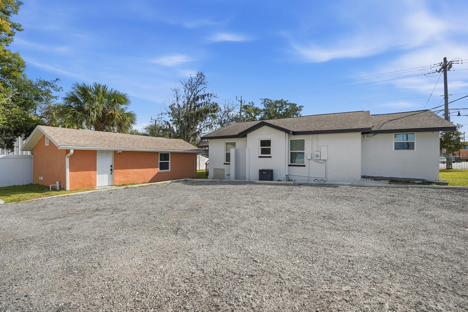 Image 43 of 47 For 572 Magnolia Avenue