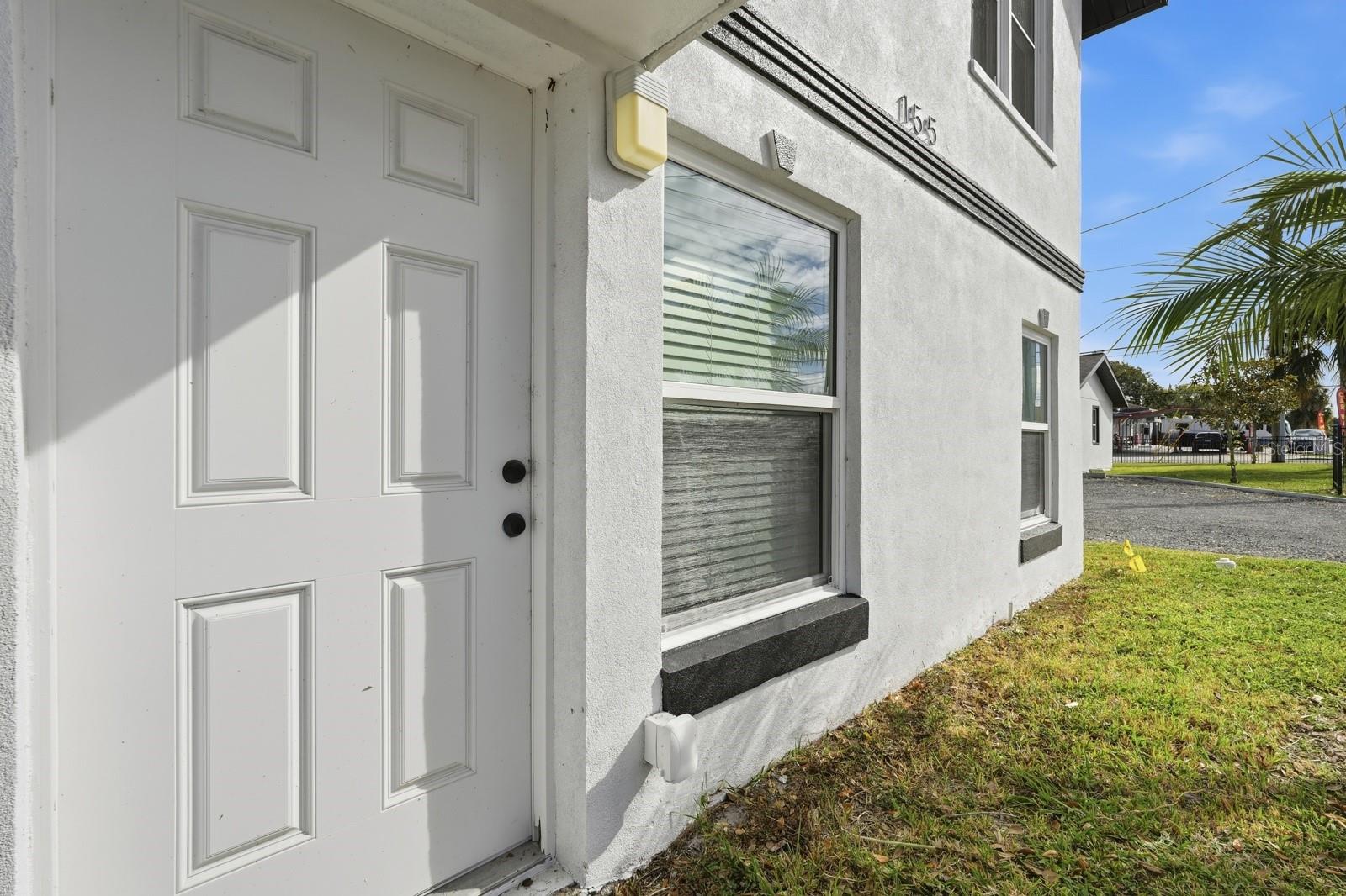 Image 5 of 47 For 572 Magnolia Avenue