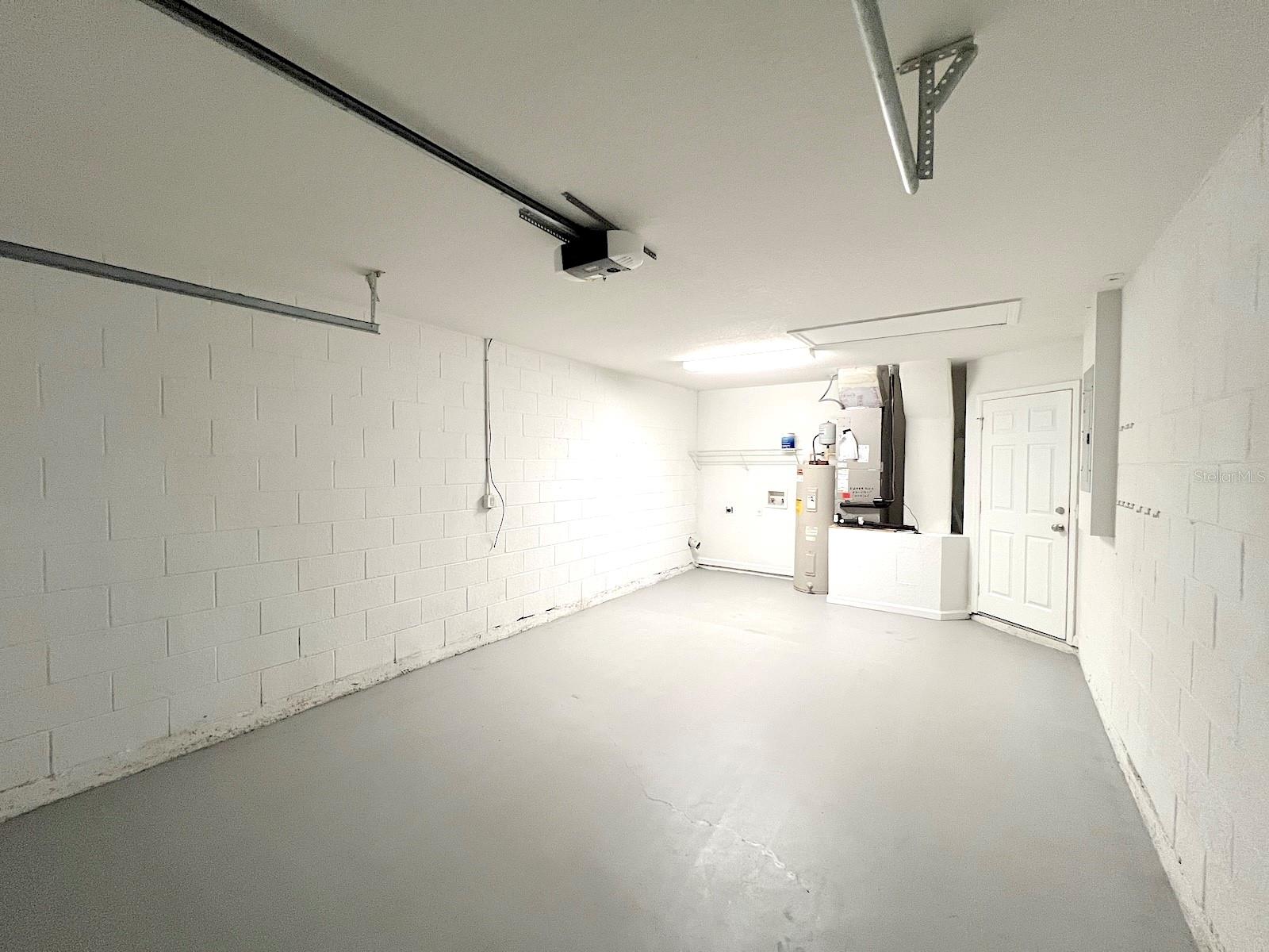 Image 32 of 37 For 20 Plateau Lane A