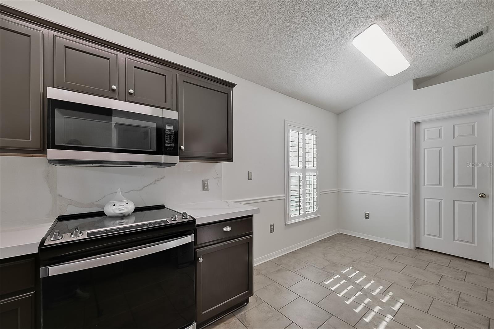 Image 26 of 40 For 3204 Carlotta Road