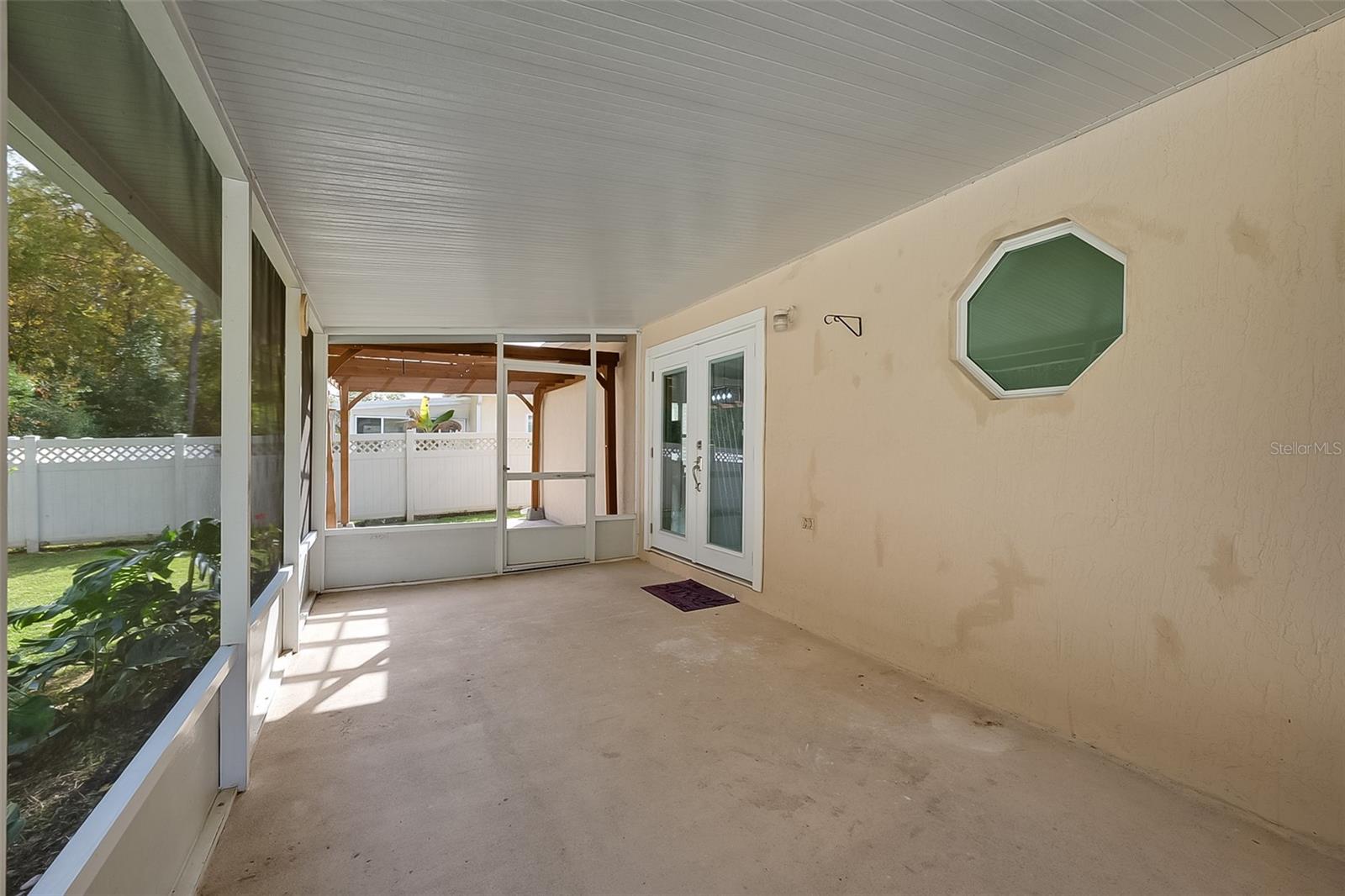 Image 33 of 40 For 3204 Carlotta Road