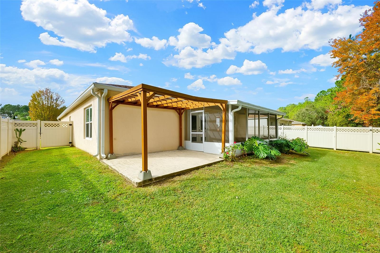 Image 37 of 40 For 3204 Carlotta Road